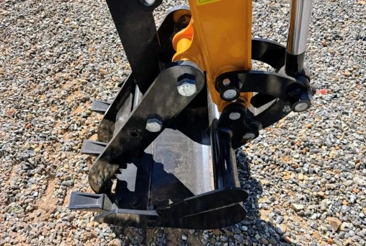 MIVA VA20 2 TON DIESEL MINI DIGGER - Image 3