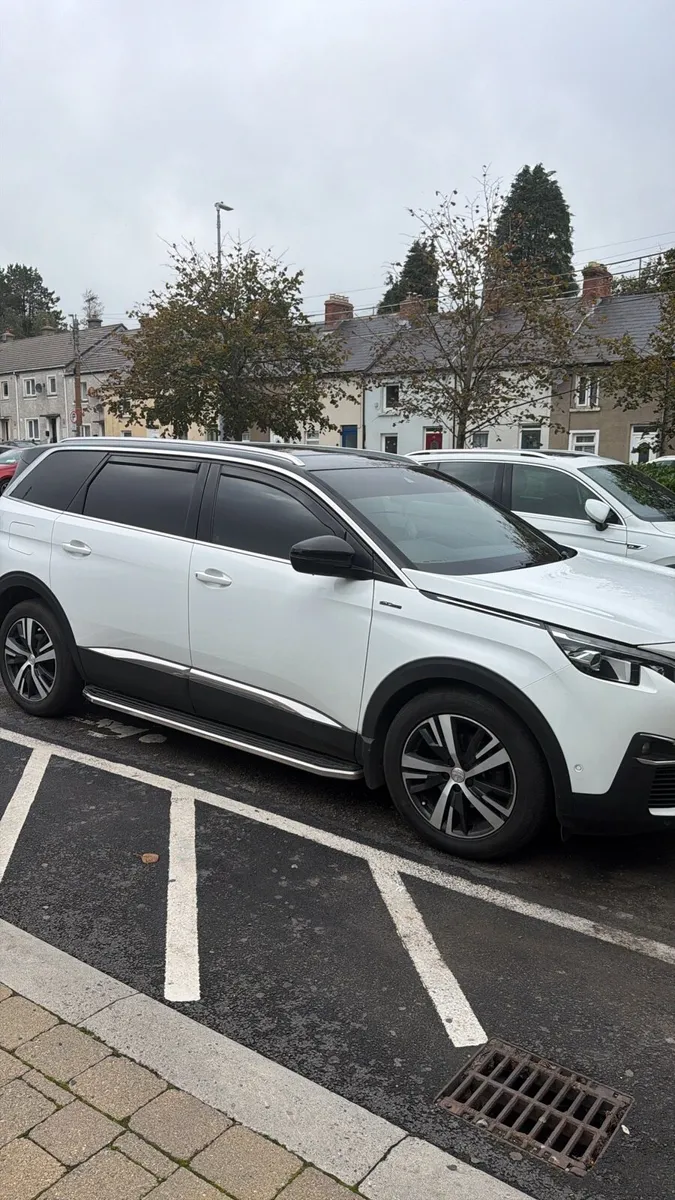 Peugeot 5008 gt line tops spec - Image 1