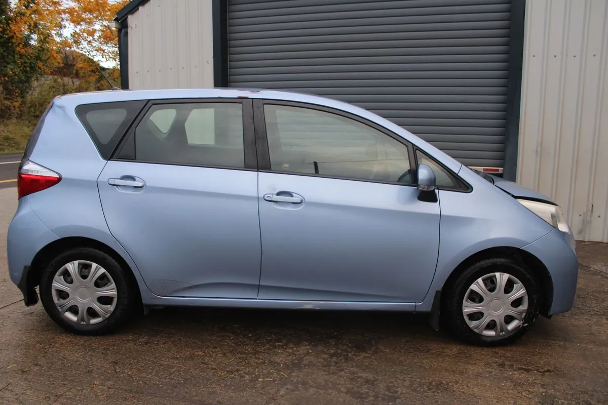 TOYOTA VERSO-S 1.33 VVTI - Image 2
