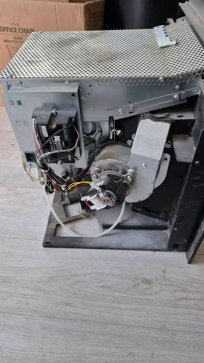 Cerino Pellet Stove - Image 2