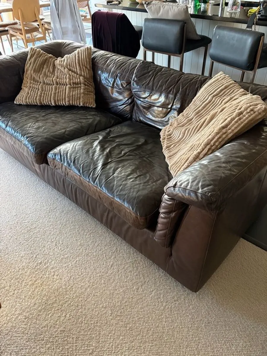 leather couch - Image 2