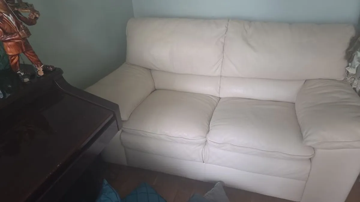 Sofa - Image 4