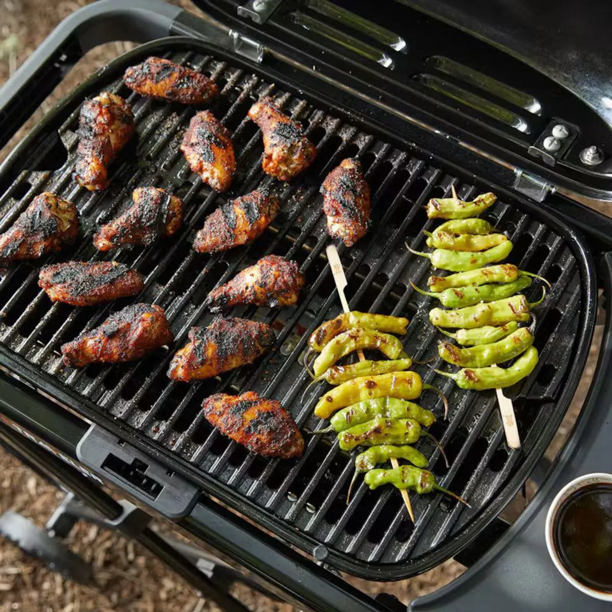 Weber Traveler Compact BBQ + Cover | Retail P €400 - Image 4