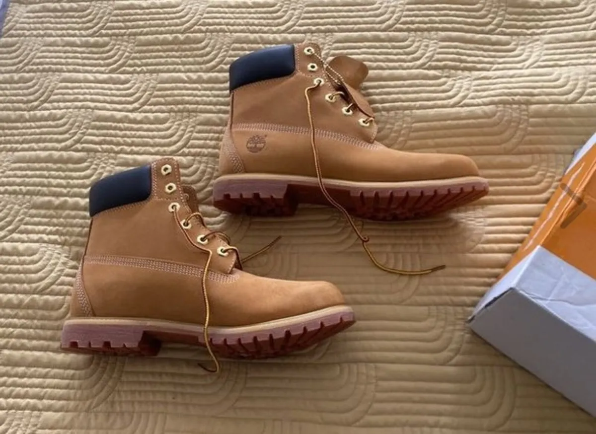 Timberland Wheat Boot Size 9UK BRAND NEW - Image 1