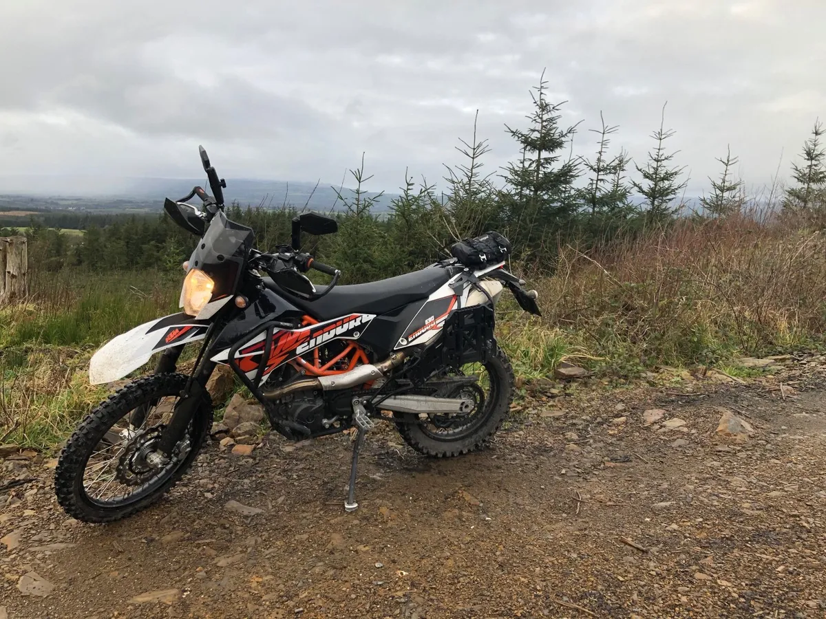KTM 690 Enduro 2015 - Image 3