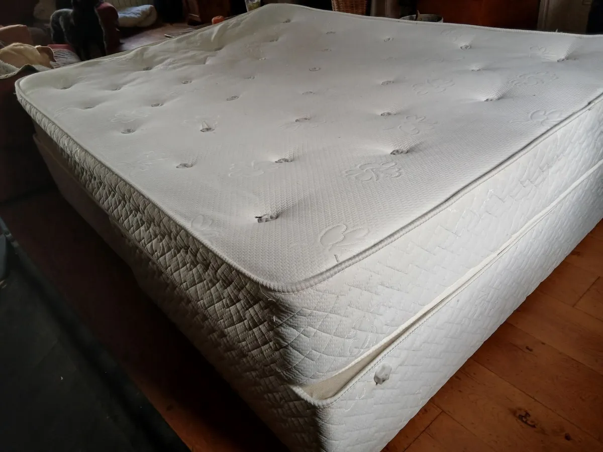 King size divan bed base and mattress - Image 3