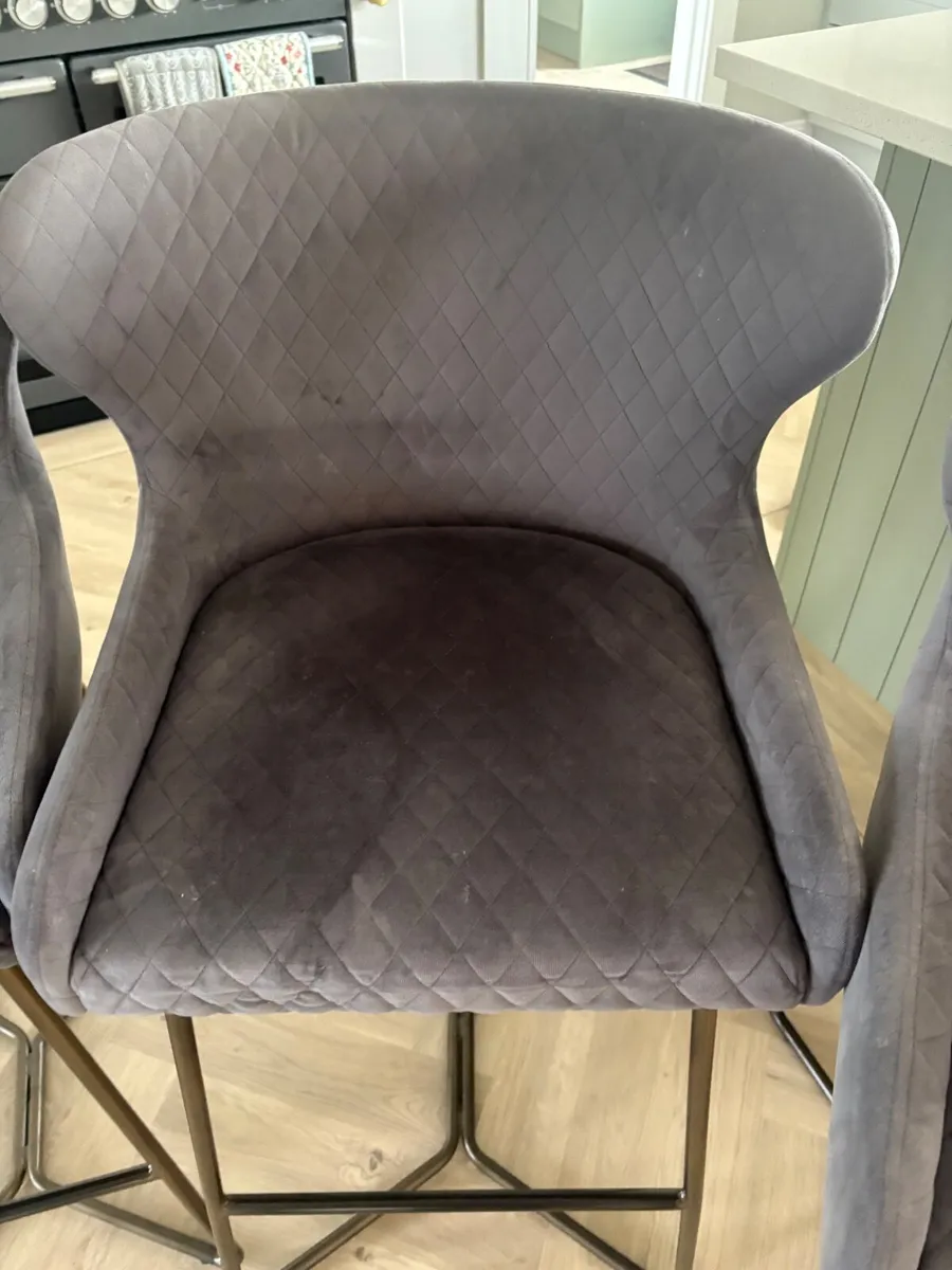 Bar stools x3 - Image 1