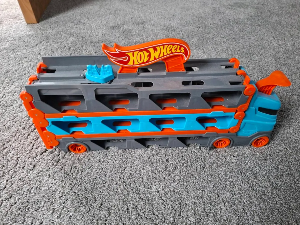 Boy toys - Image 2