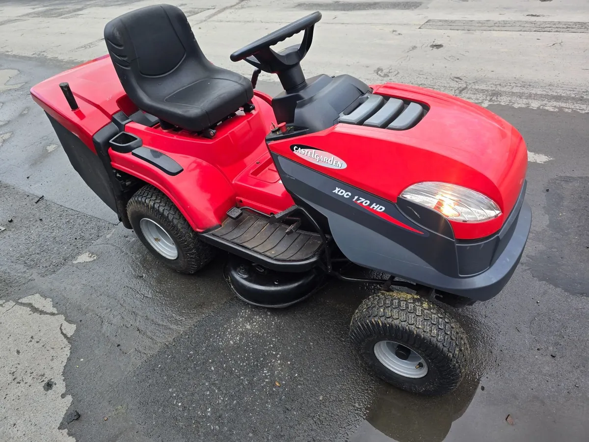 Ride on mowers - Image 2