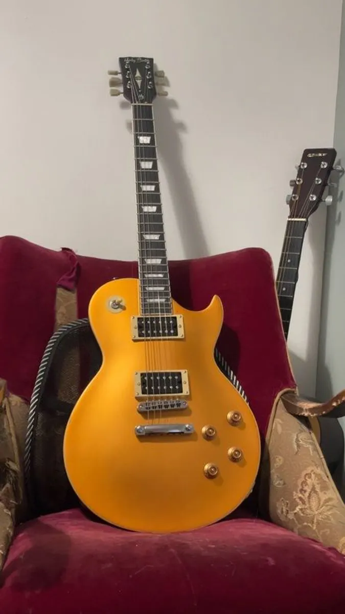Electric Guitar - Image 1