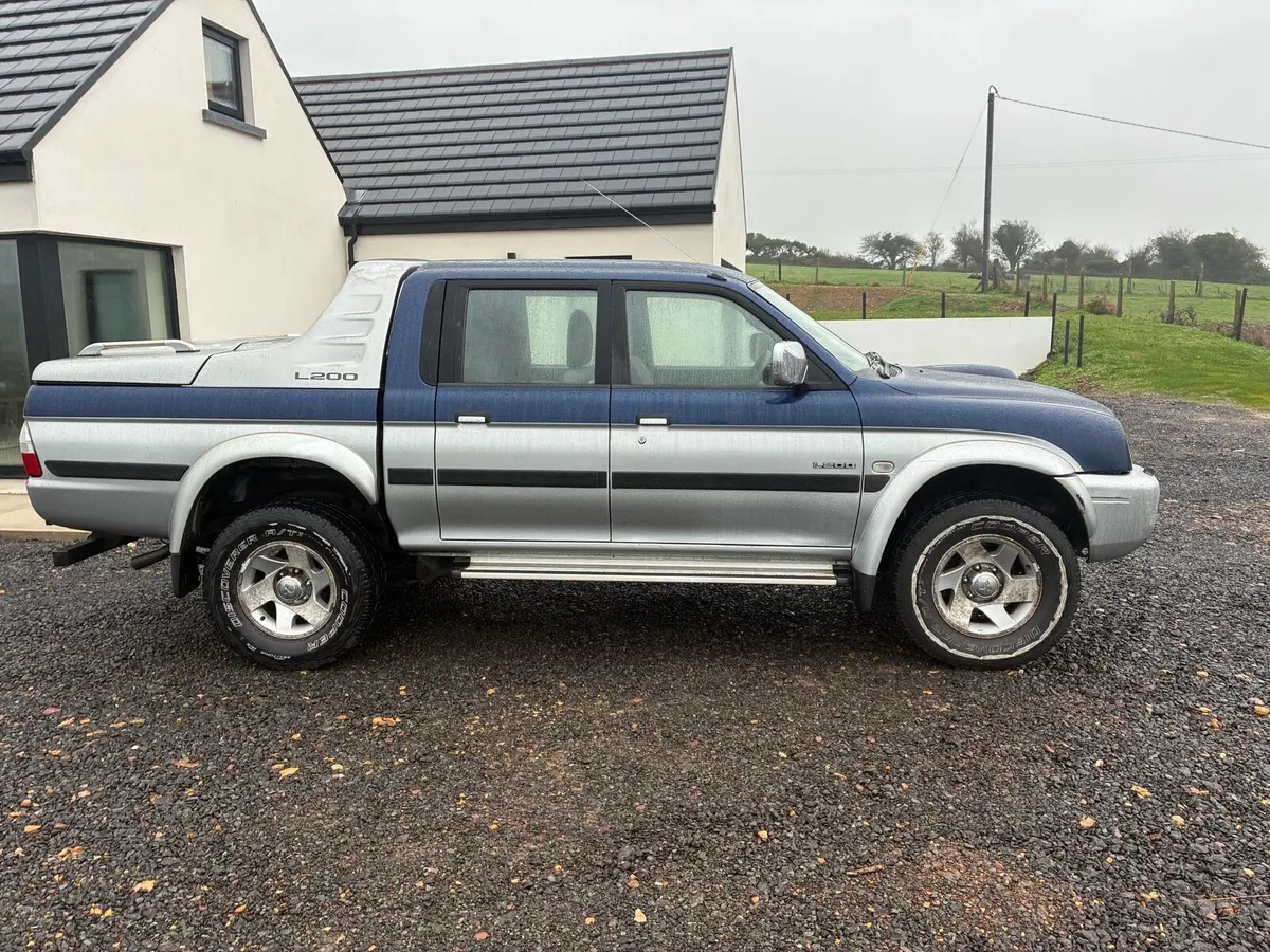 2003 Mitsubishi L200 (Like new) - Image 3
