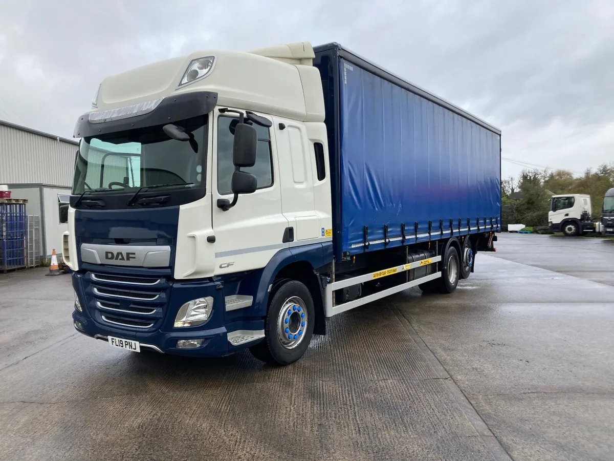 2019DAF cf 340 6x2 30 ft curtainside - Image 3