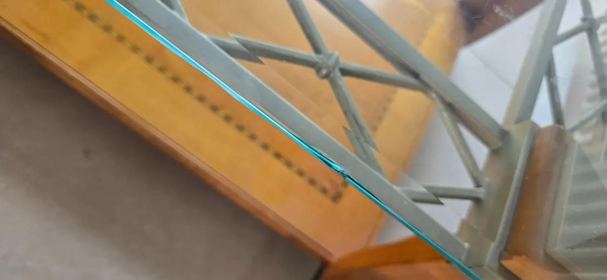 Glass top coffee table - Image 3