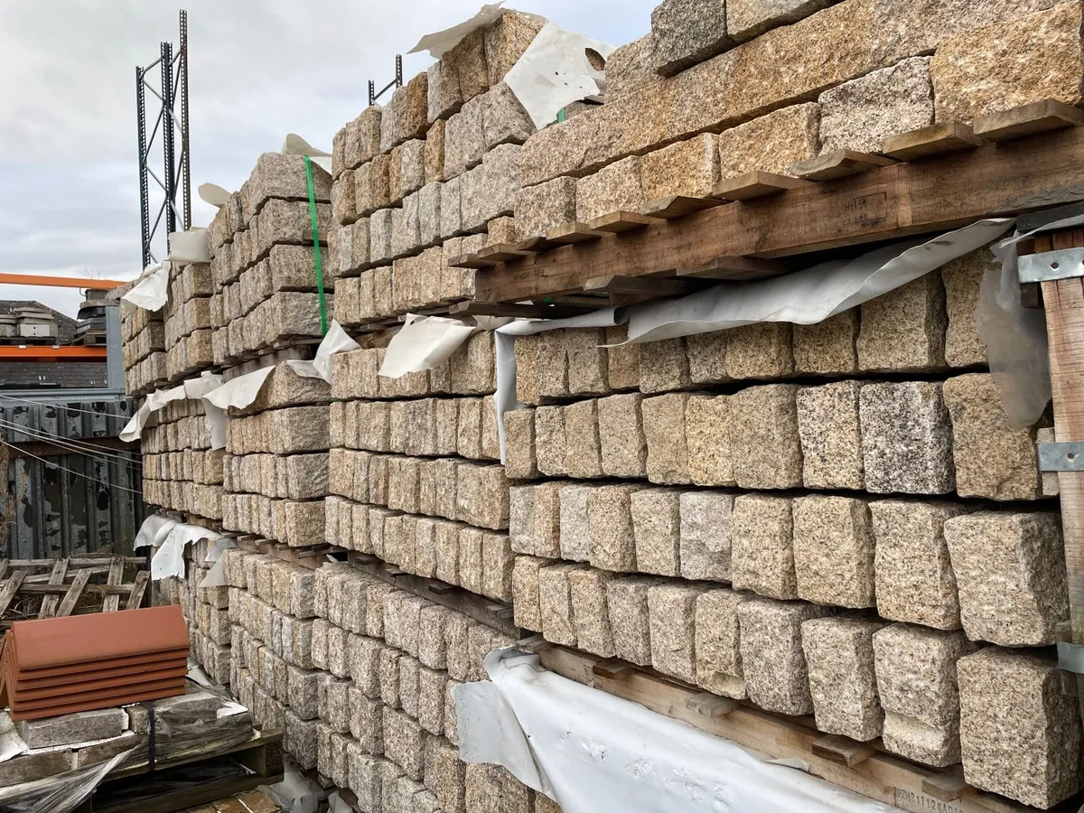Granite Kerbs Brown 100x150x1000 - Image 2