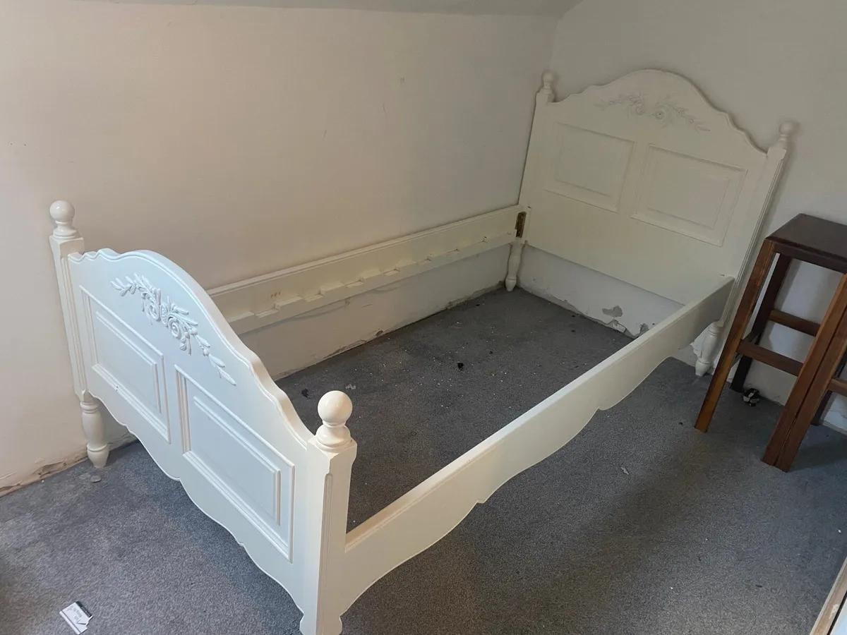 Bed frame - Image 2