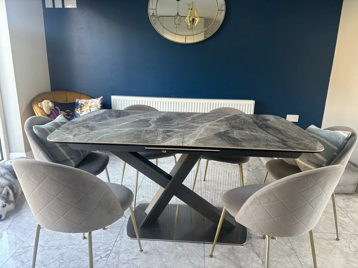 Kitchen table - Image 3