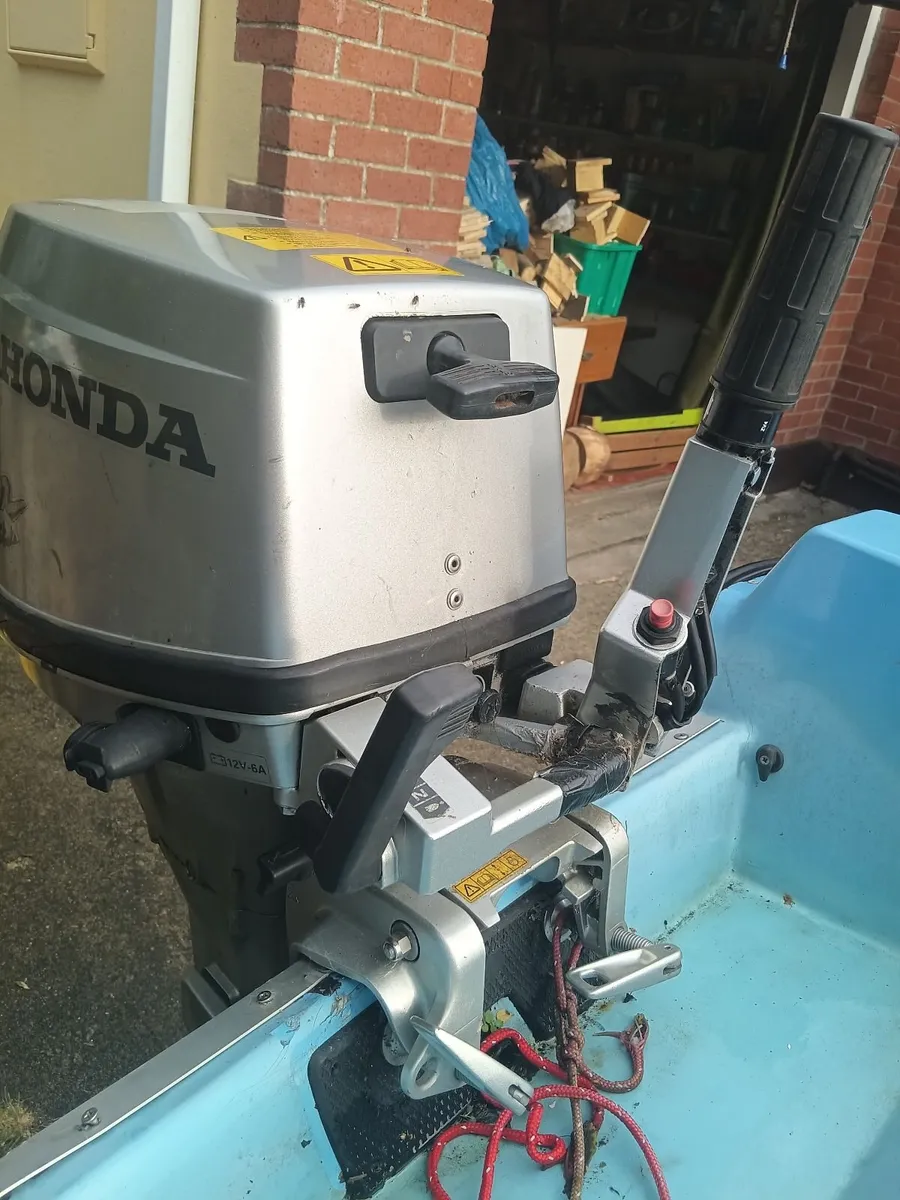 Honda 15HP 4-Stroke Outboard Motor - Image 2