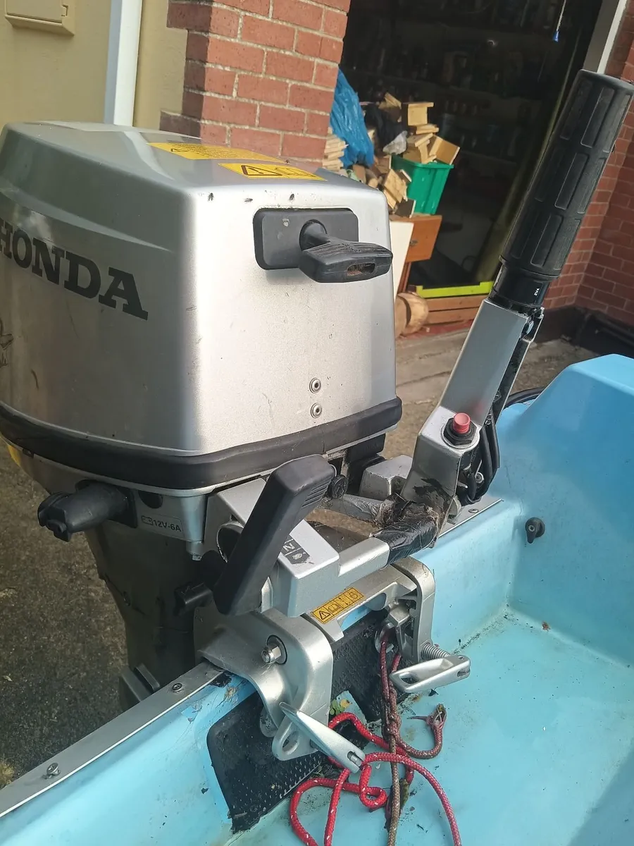 Honda 15HP 4-Stroke Outboard Motor - Image 3