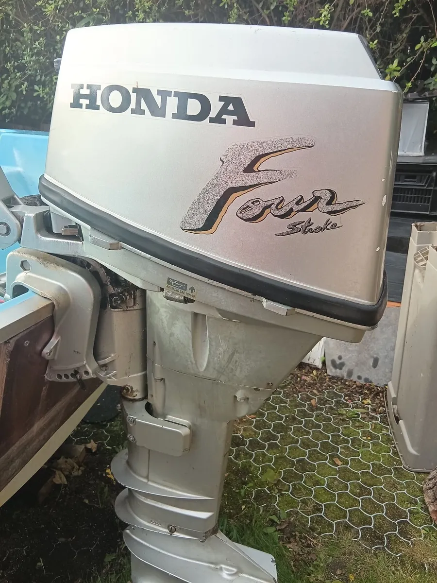Honda 15HP 4-Stroke Outboard Motor - Image 4