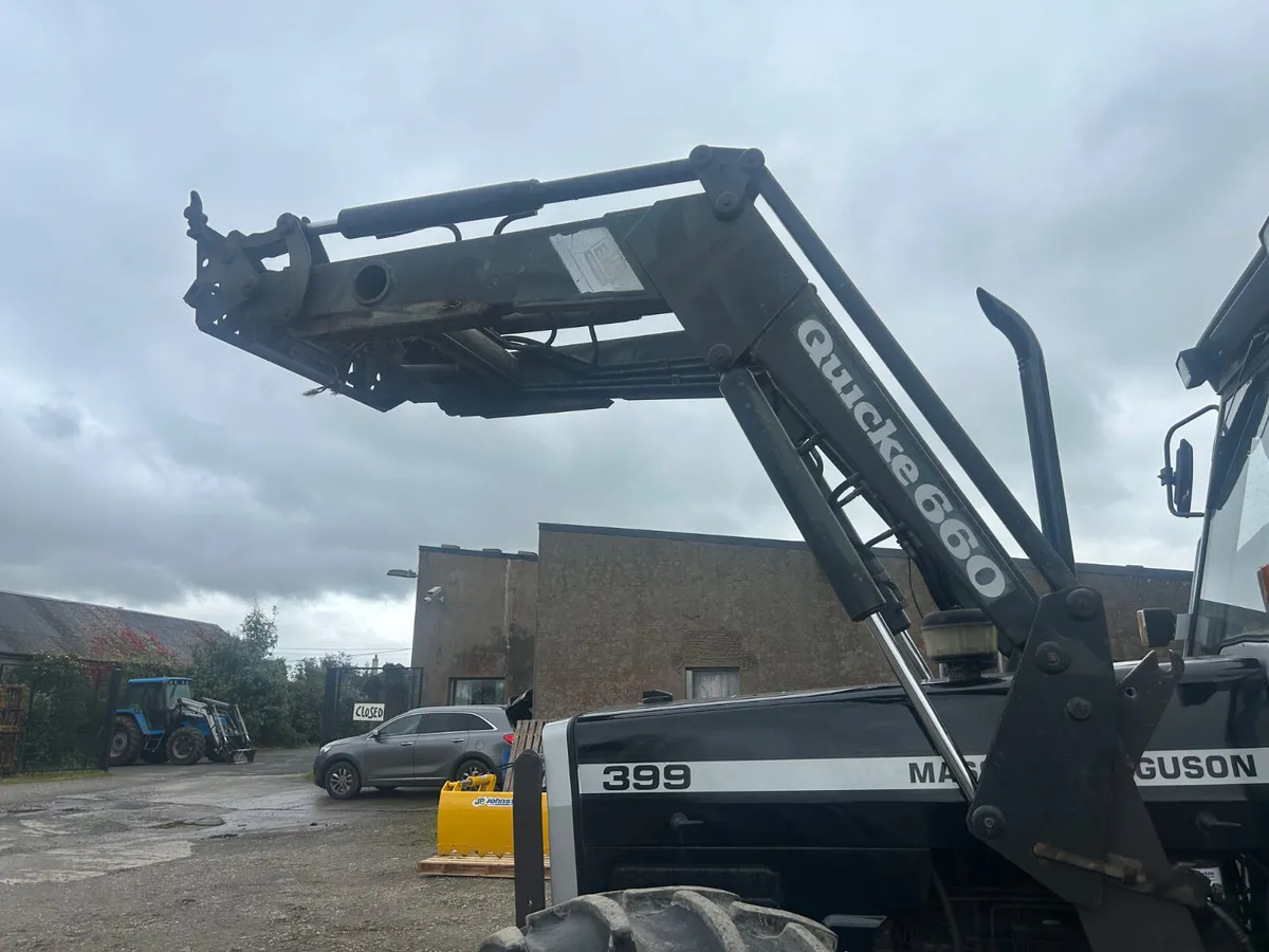 Quickie 660 Loader To Suit Massey Ferguson 399 - Image 1