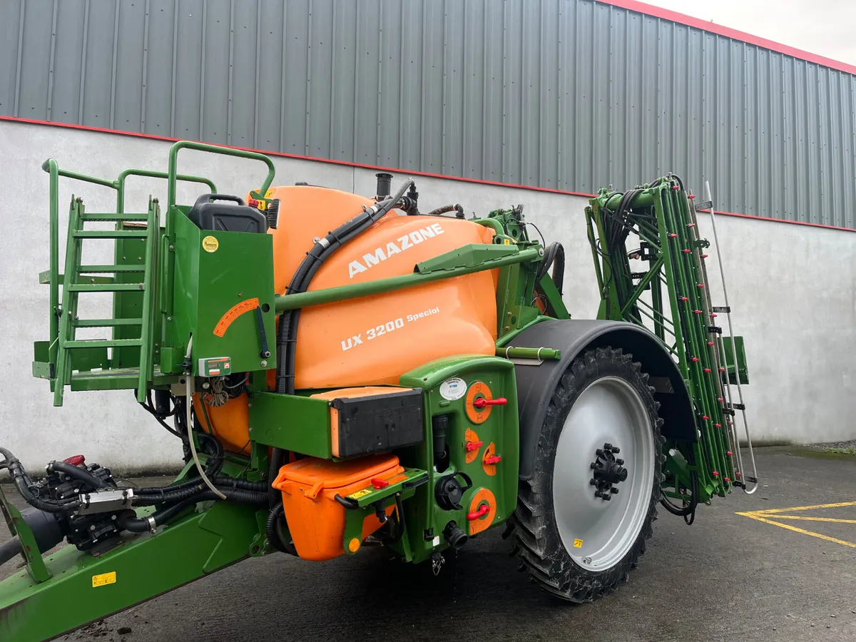 Amazone sprayer trailed - Image 1