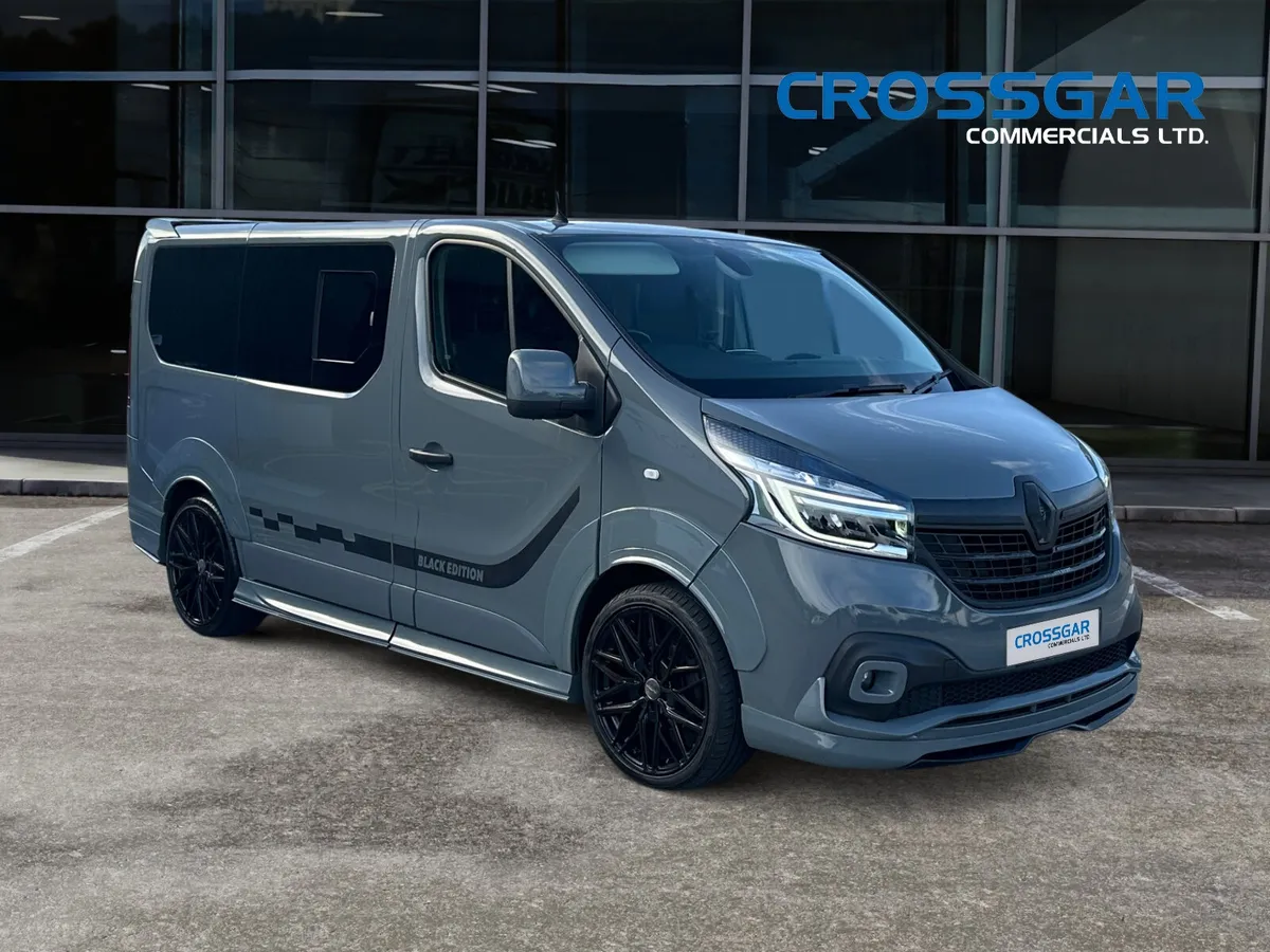 TRAFIC 6 SEAT CREW VAN AUTO 170 BHP - Image 1