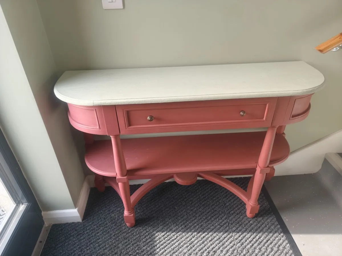 Console  table - Image 1