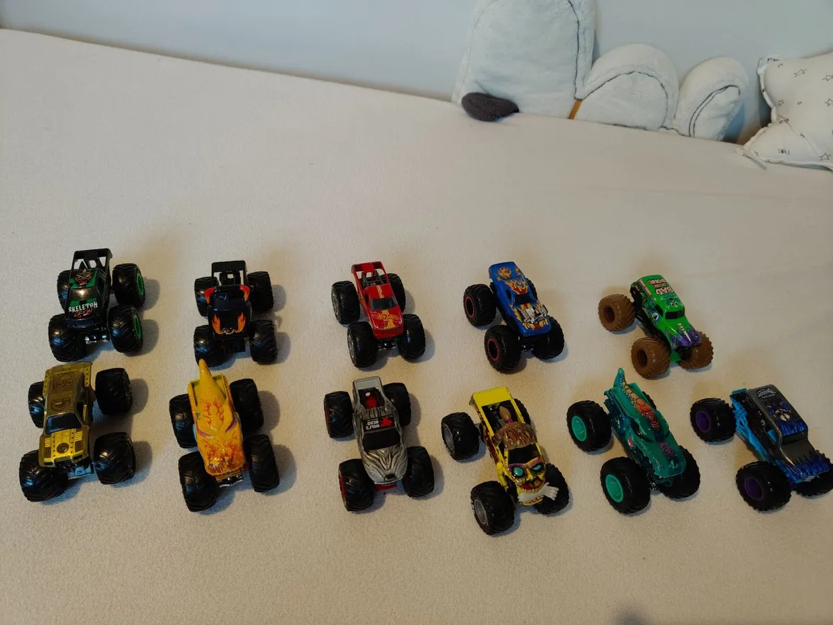 Monster Jam 1:64 Truck - Image 2