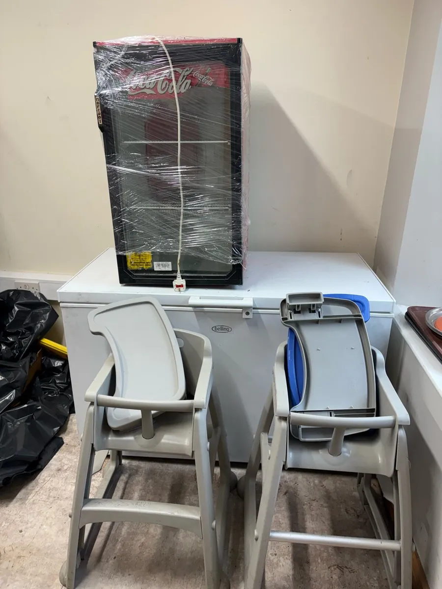 Freezer and Fridge,catering high chairs