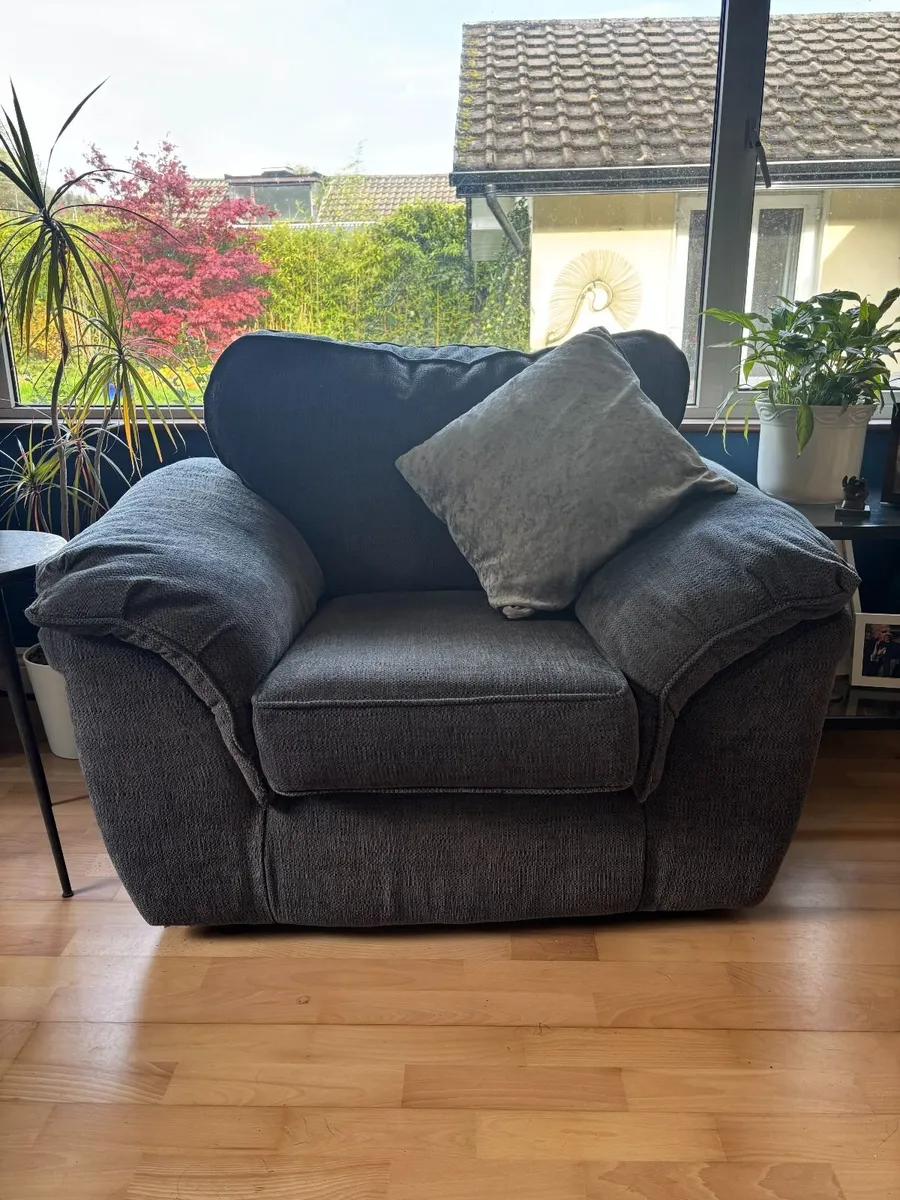 Large corner sofa with armchair - Image 2
