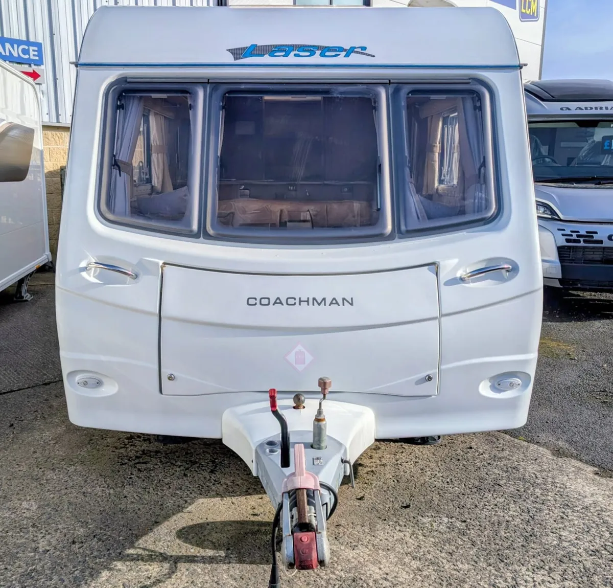 2009 COACHMAN LASER 650/4 - Image 3