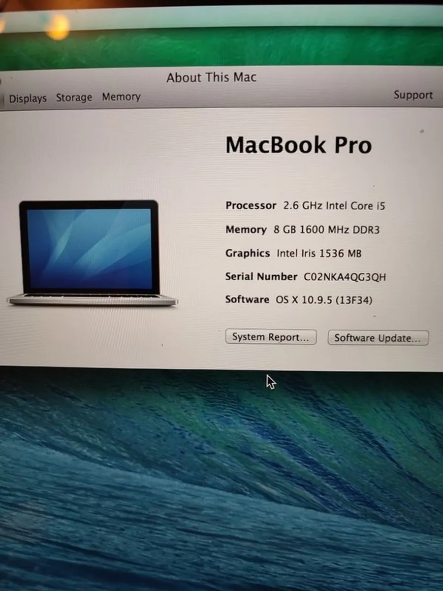 Apple MacBook Pro - Image 2