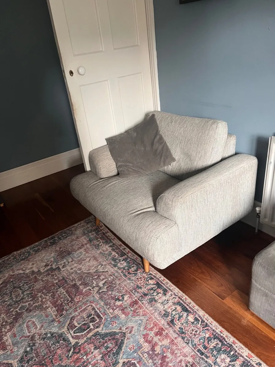 Armchair - Image 1