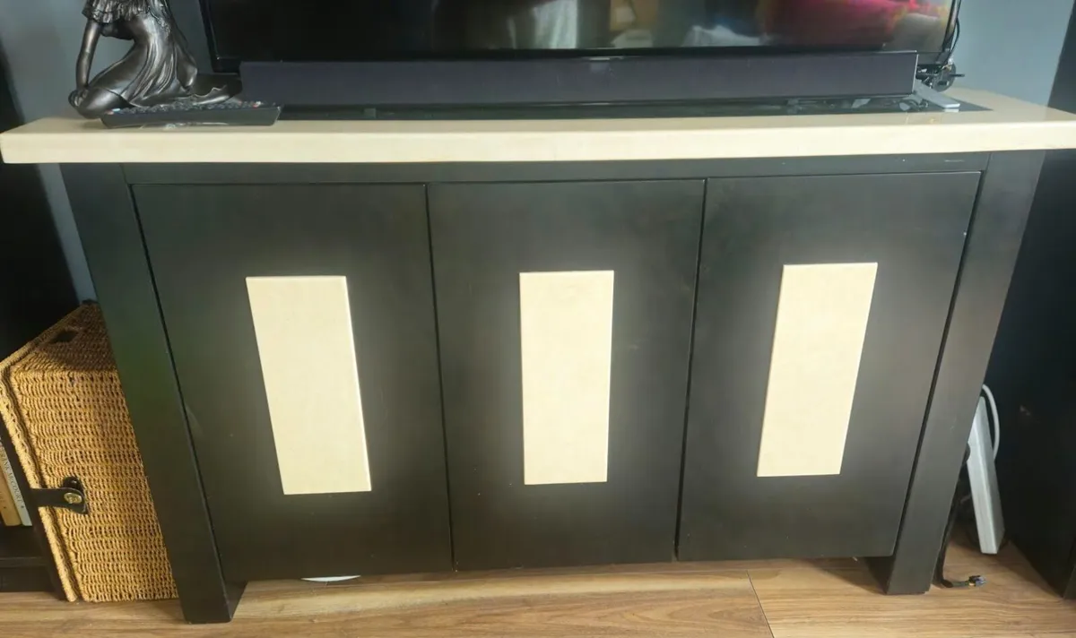 Table & 6 chairs, matching sideboard - Image 2