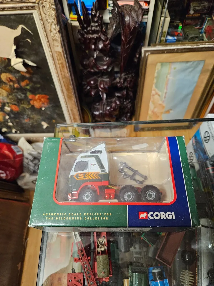 Corgi Volvo Tractor Unit Eddie Stobart 1.50 - Image 1