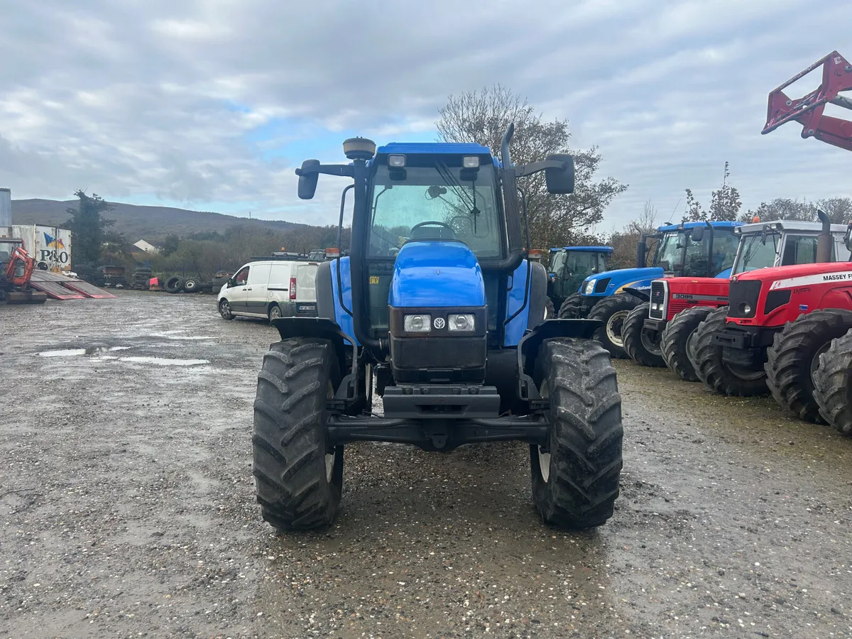 2000 New Holland TS115 - Image 2