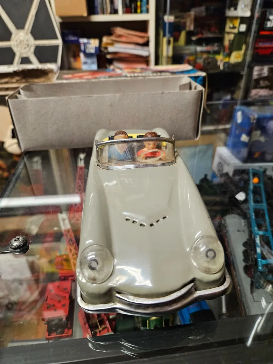 Tinplate Car - Image 1