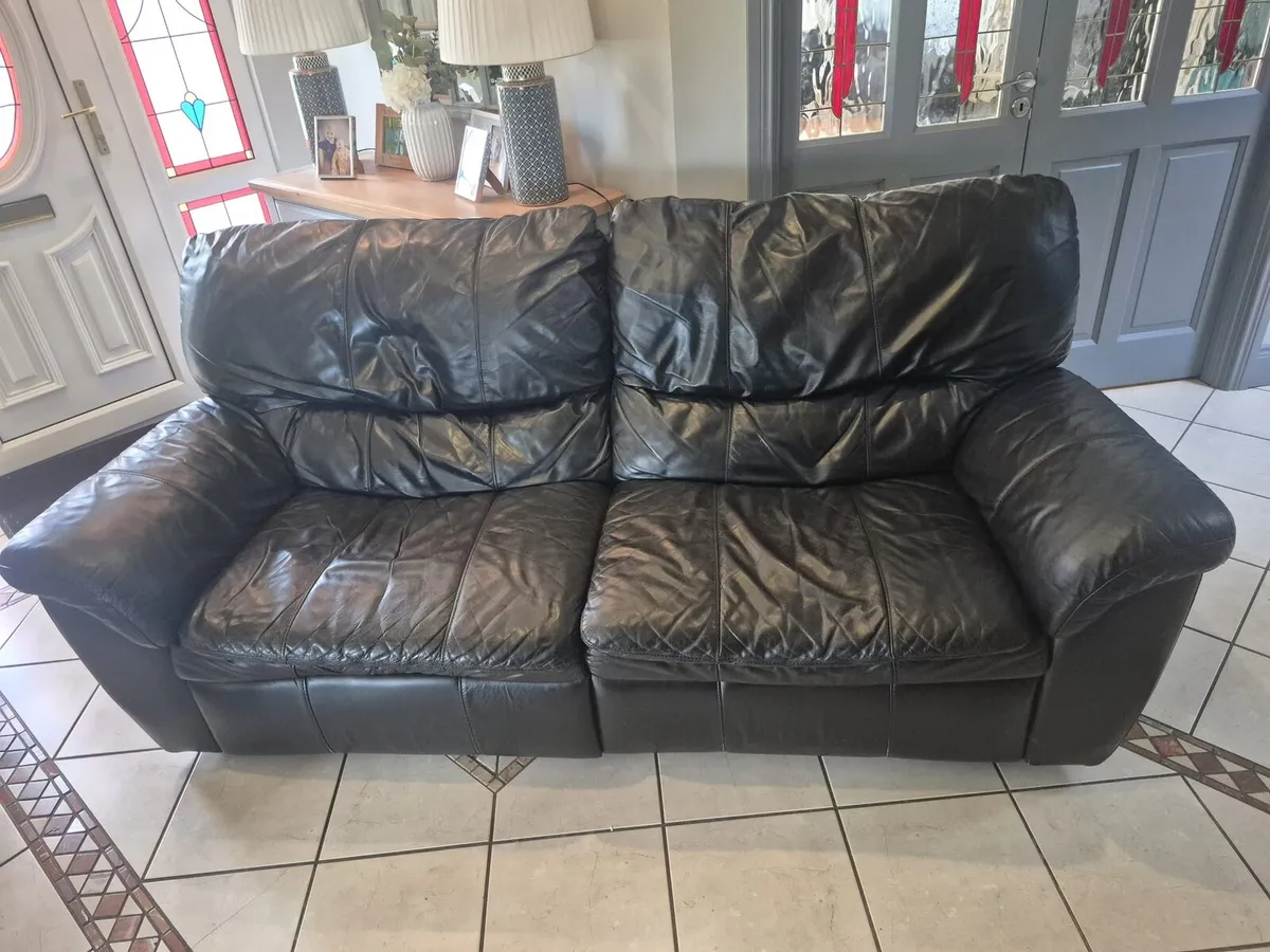 3 Seater Reclining Leather Couch - Image 2