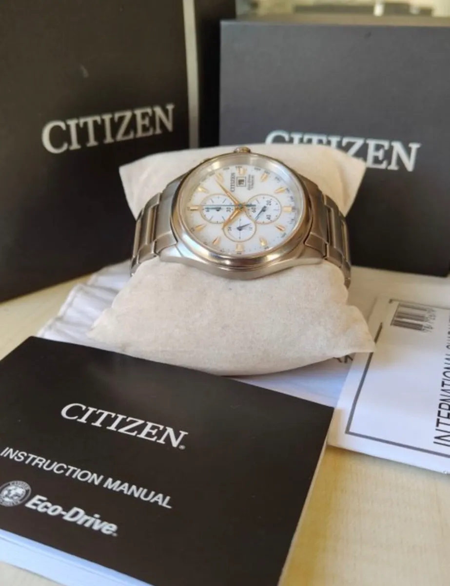 Citizen - Solar Super Titanium Men’s - Image 4