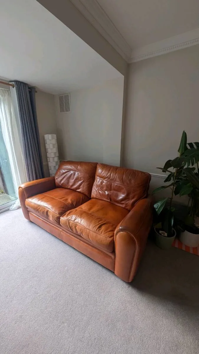 3 seater tan leather sofa - Image 2