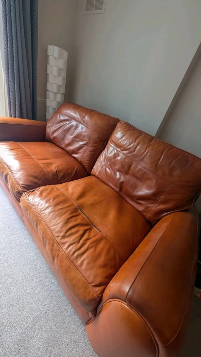3 seater tan leather sofa - Image 3