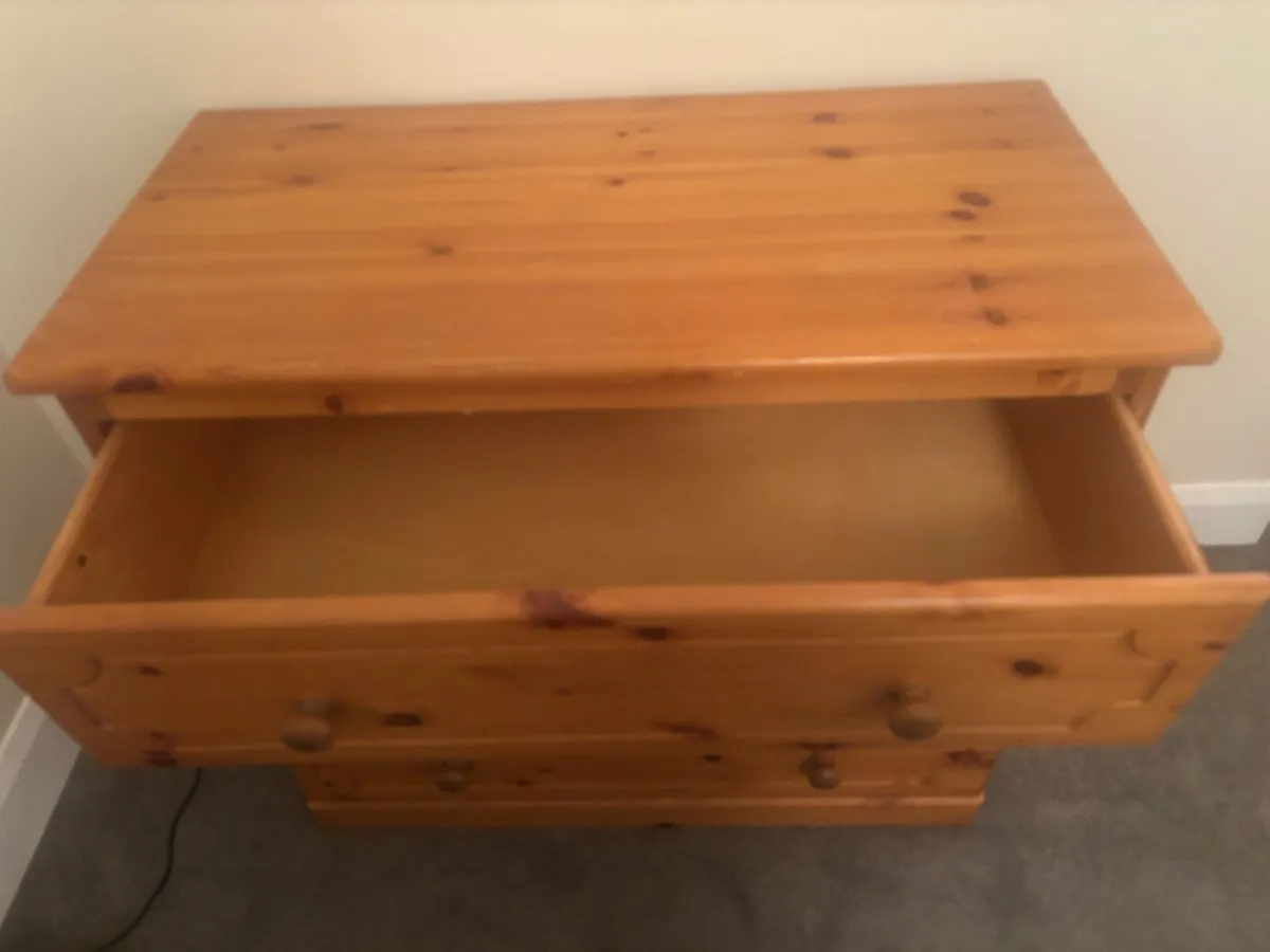 Pine wooden drawers - Image 2