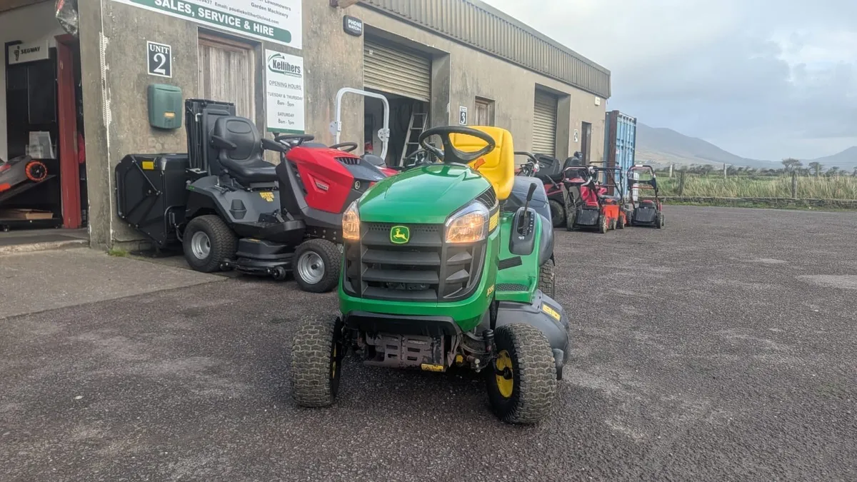 John Deere - Image 3