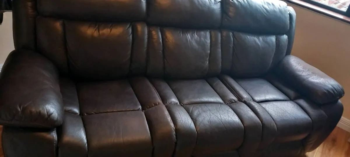 3-seater Leather Couch. - Image 2
