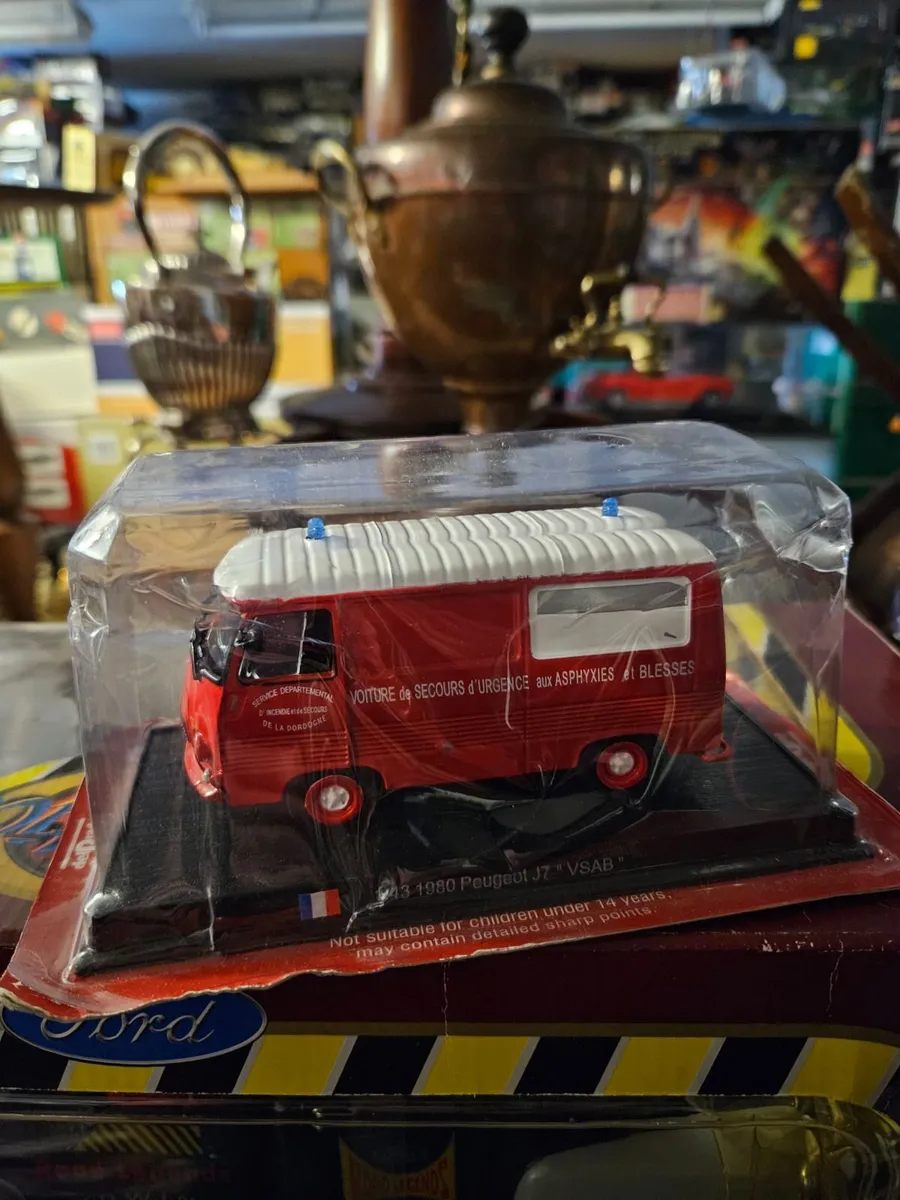 Corgi Atlas Fire Engine