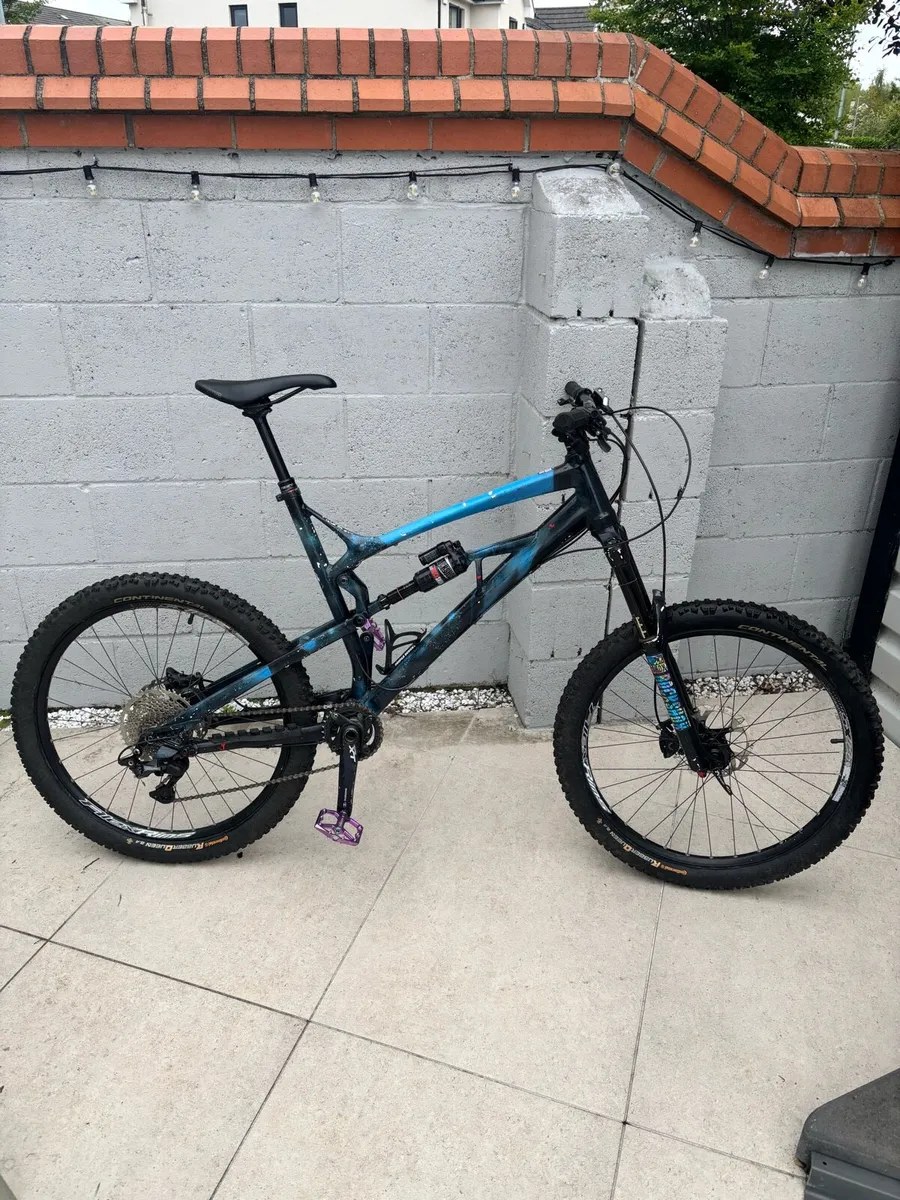 Lapierre zesty full suspension mountain bike - Image 1