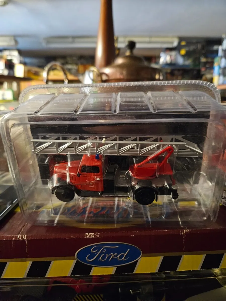 Corgi Atlas Fire Engine