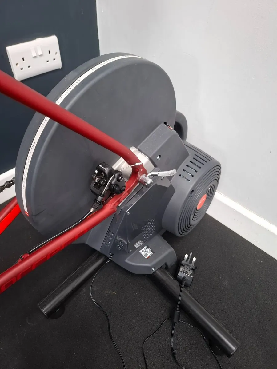 Zumo Elite Turbo Trainer - Image 3