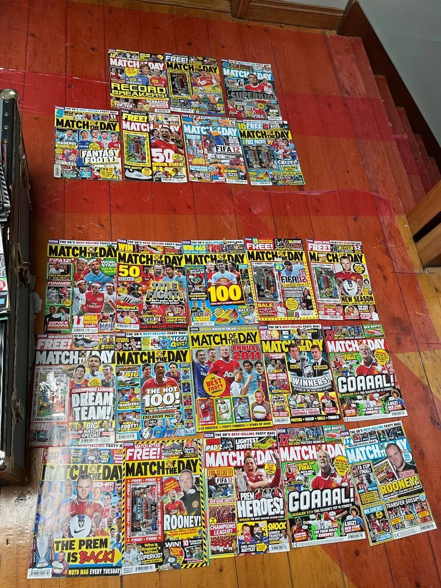 Vintage Match of the Day Magazines 2011/12 - Image 3