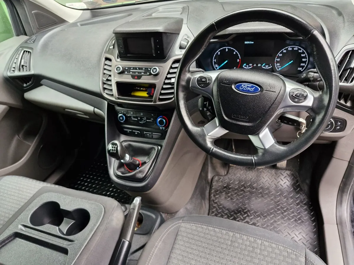 Ford Transit Connect 2022 LWB no VAT - Image 3